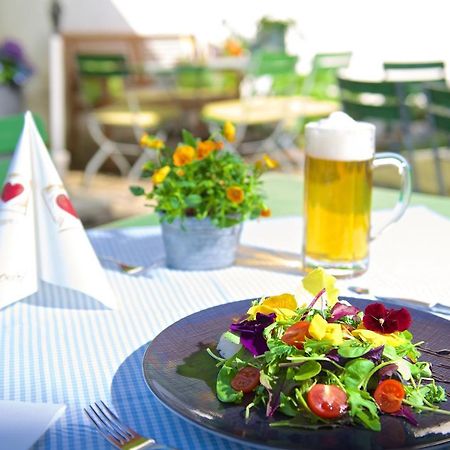 Hotel Bayerischer Hof ليندنبرغ ام الغو المظهر الخارجي الصورة